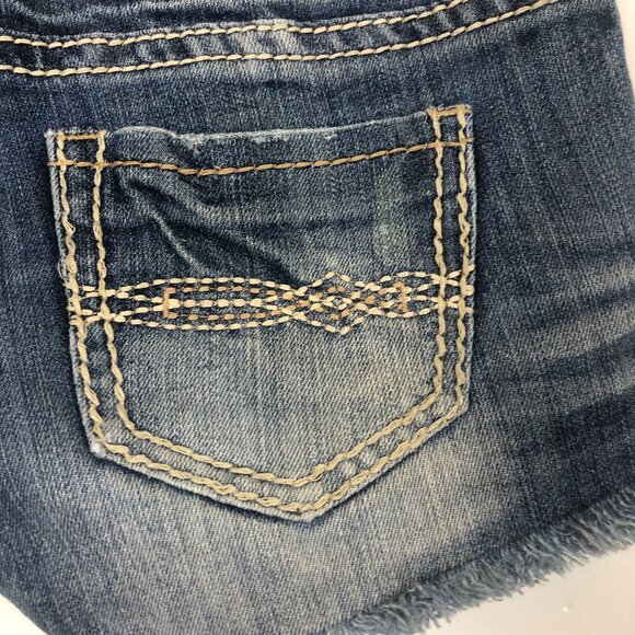 Almost Famous Denim Shorts Sz 1 Jrs Distressed Raw Hem Stretch Thick Stitches - Picture 7 of 10
